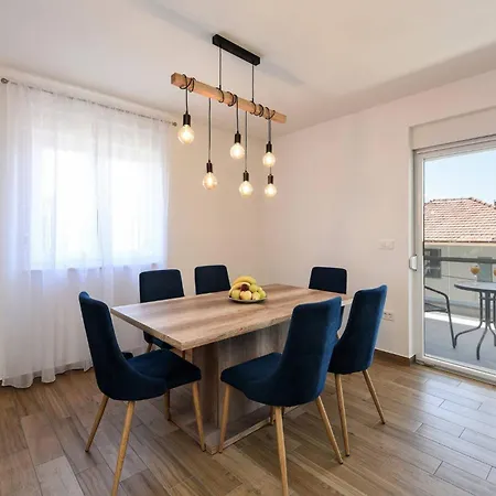 Дом отдыха My Dalmatia - Sea View Possedaria With Amazing Roof Terrace